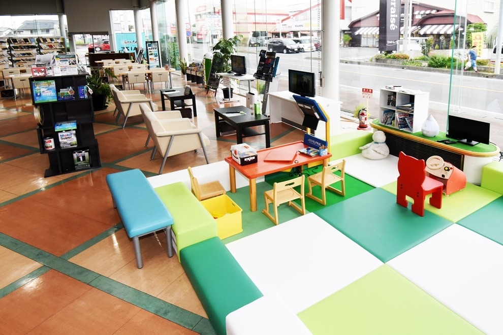 日高支店ショールーム写真