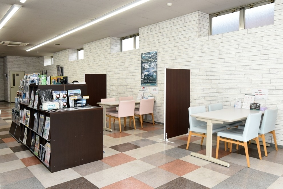 一平北越谷店ショールーム写真