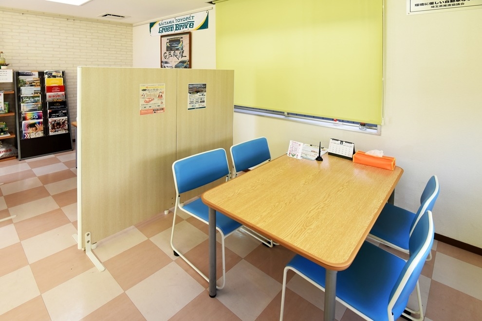 一平上尾店ショールーム写真