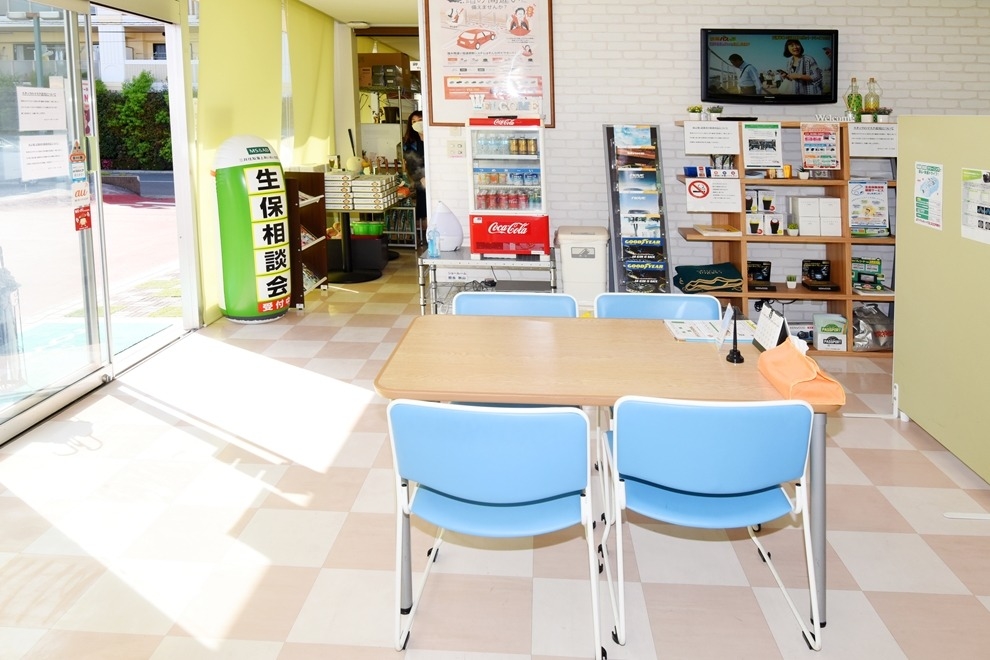 一平上尾店ショールーム写真
