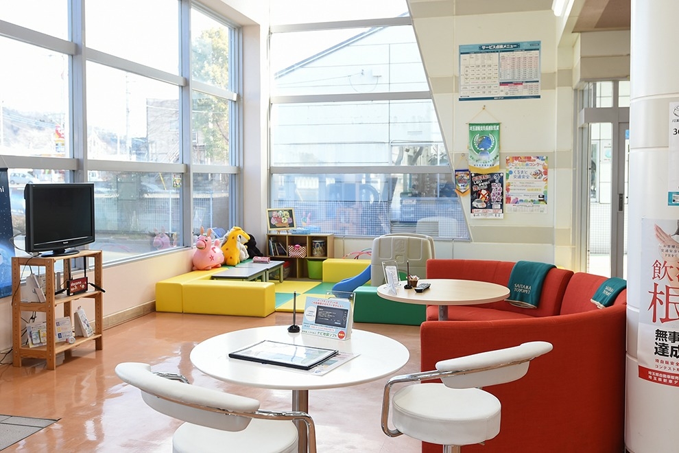 寄居支店 ショールーム写真